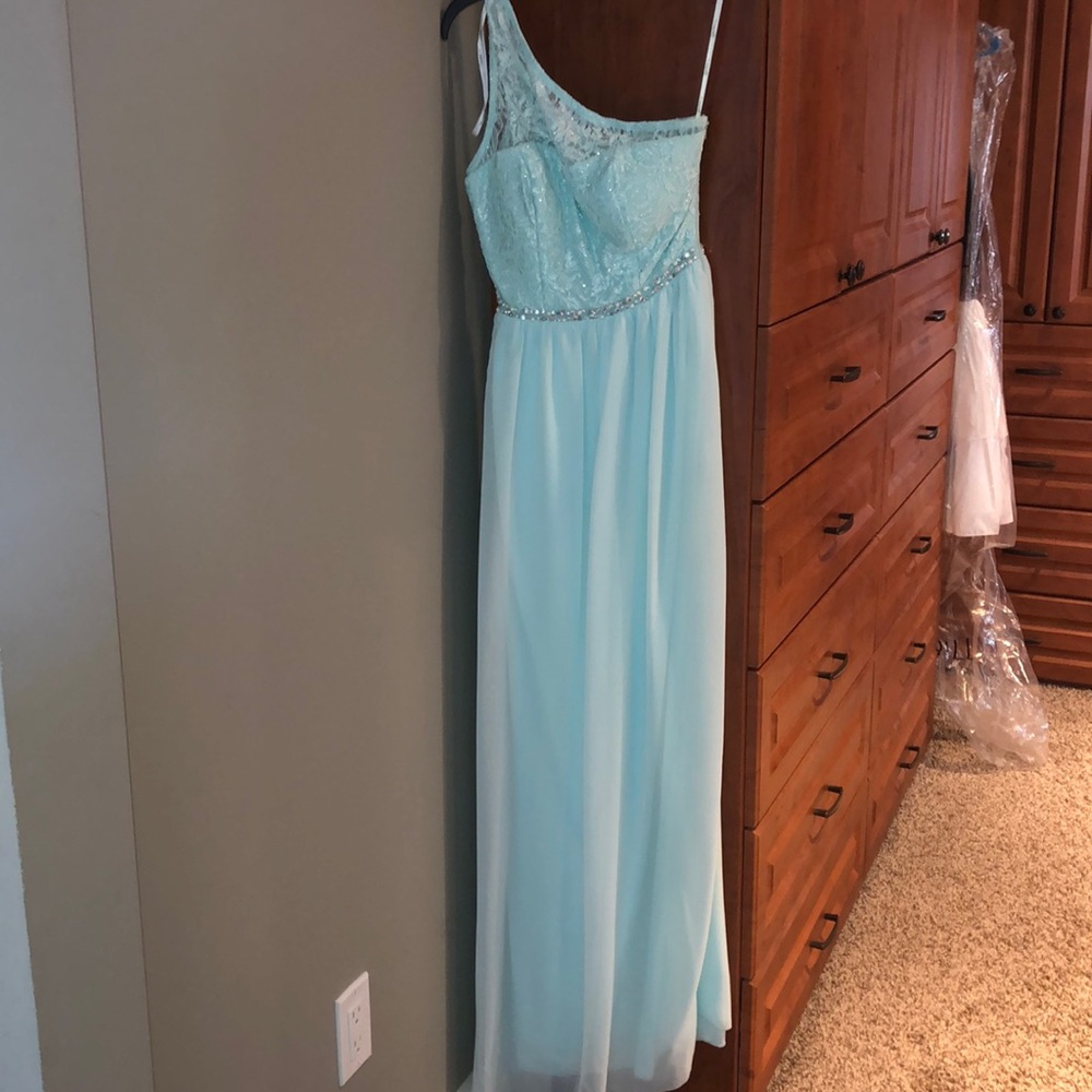 Off the shoulder prom dress